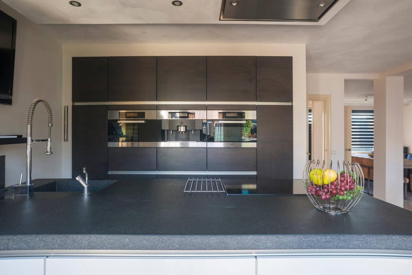Xxl House With Free Parking & 3 Bedrooms Tilburg Exterior foto